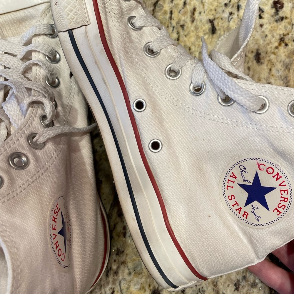 Women’s Chuck Taylor Converse High Tops White
